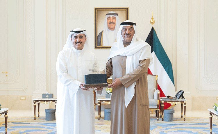 الرومي يسلّم ولي العهد ورئيس الحكومة التقرير السنوي لديوان المحاسبة للسنة المالية 2025/2026